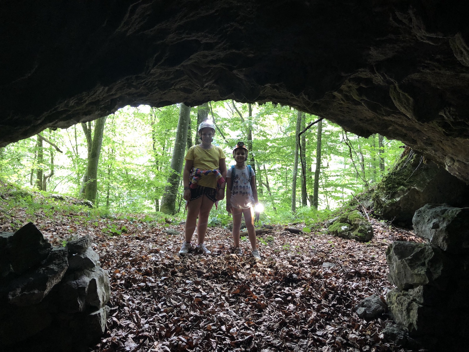 Portal Pestera Cubles - Foto: Victor Ursu